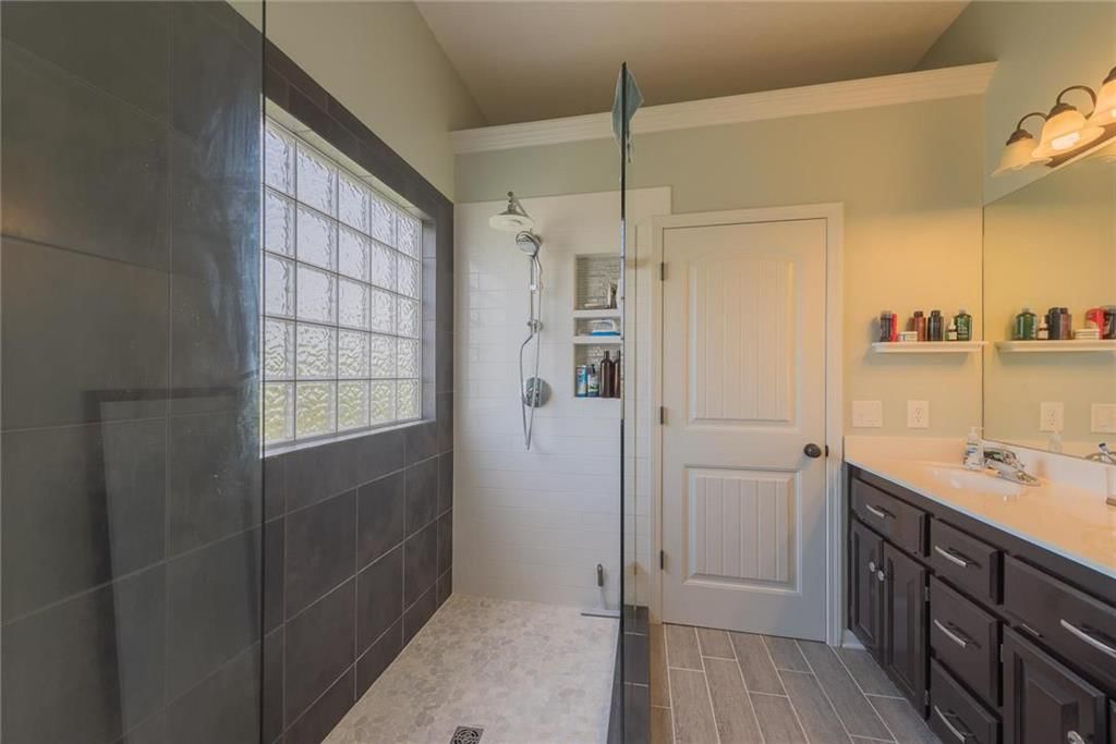 4727 NE 102 Court — photo 8