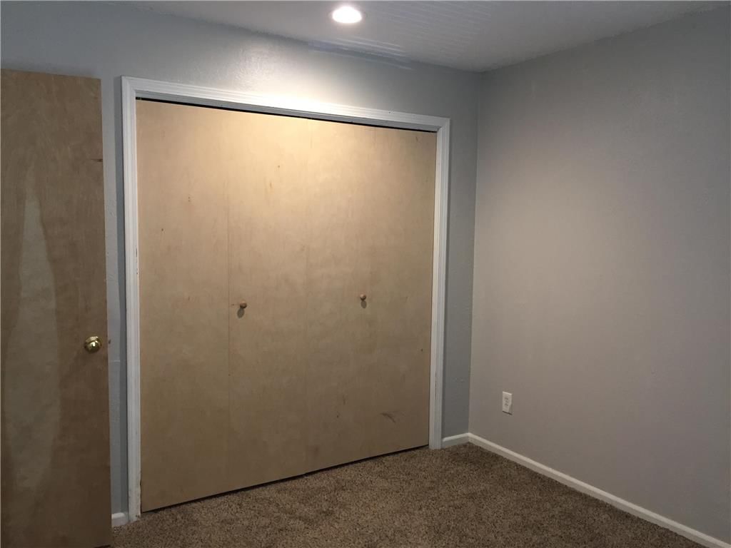 10906 McKinley Avenue — photo 12