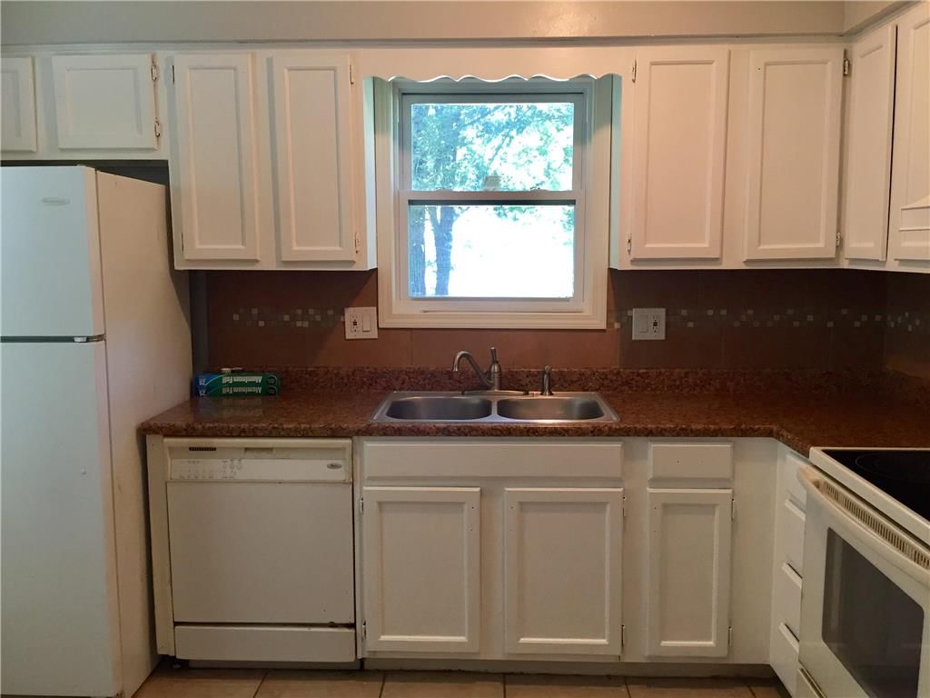 10906 McKinley Avenue — photo 10