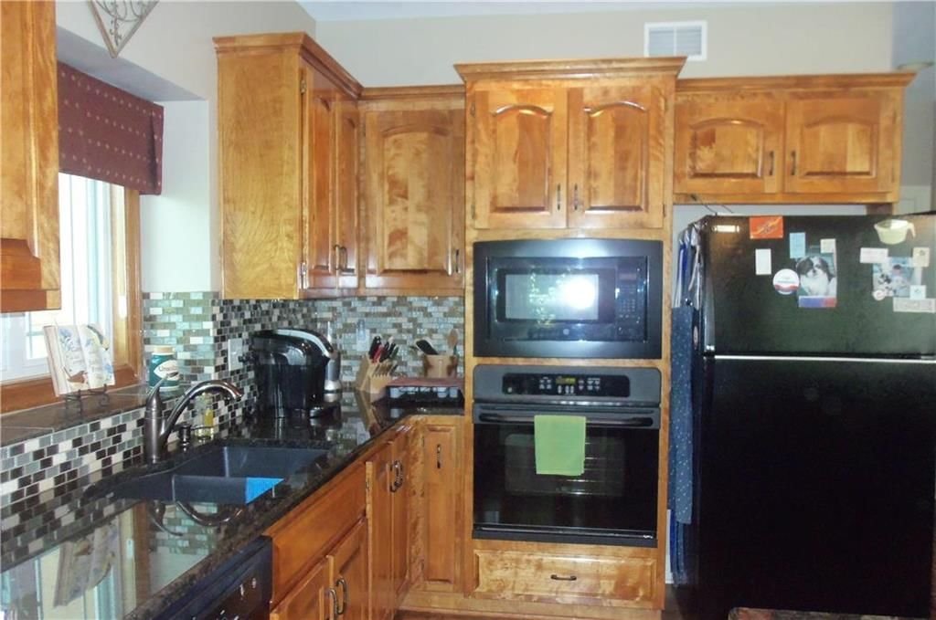 21007 W 60 Terrace — photo 7