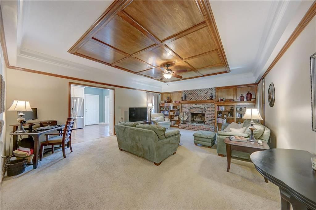4819 Cliff Court — photo 7