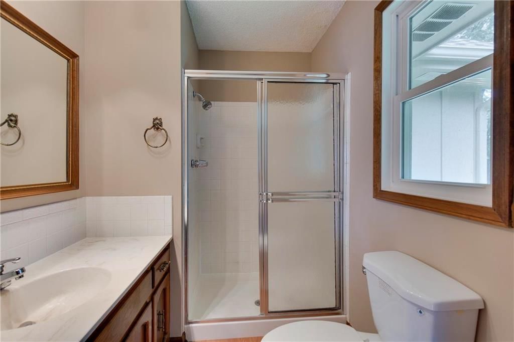 6000 N Strathbury Avenue — photo 20