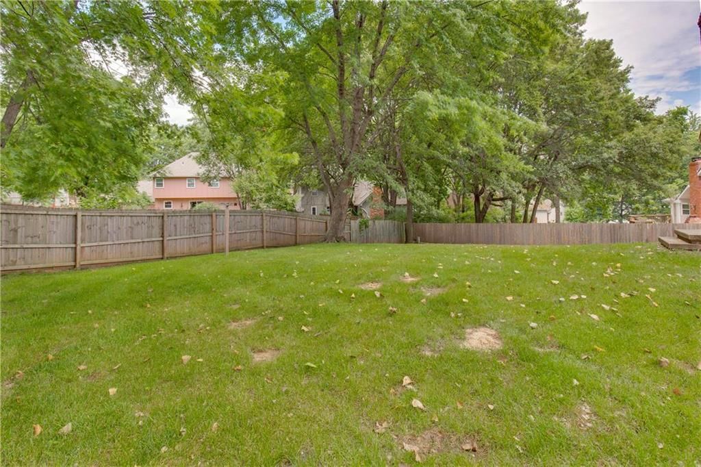 6000 N Strathbury Avenue — photo 24