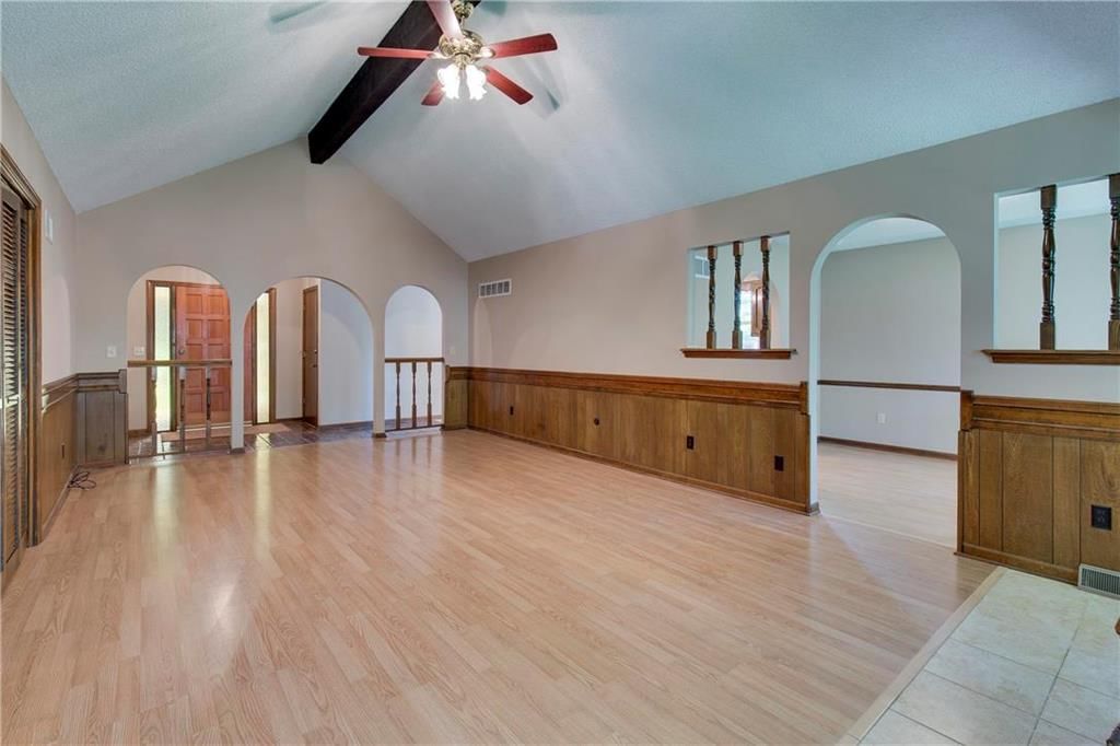 6000 N Strathbury Avenue — photo 6
