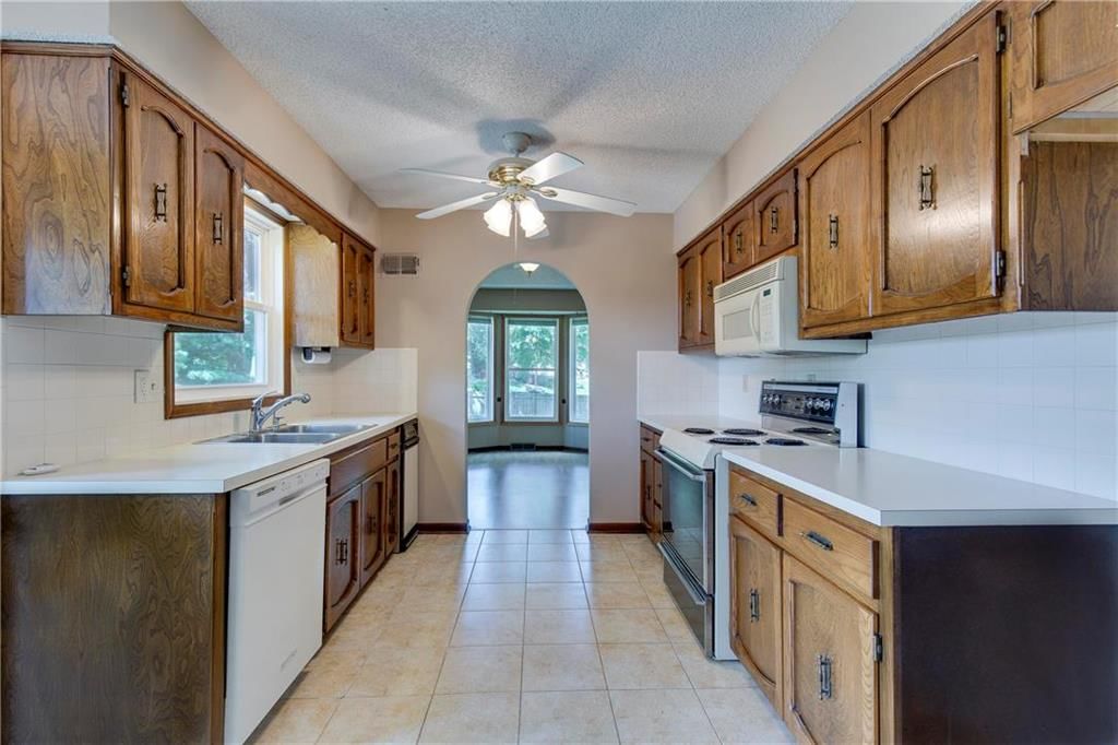 6000 N Strathbury Avenue — photo 10