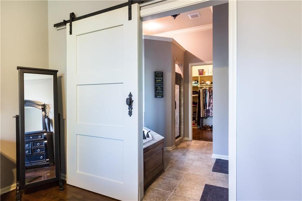 22214 W 121st Terrace — photo 9