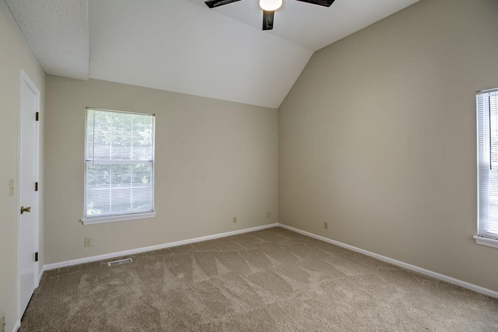 8007 W 149th Terrace — photo 11