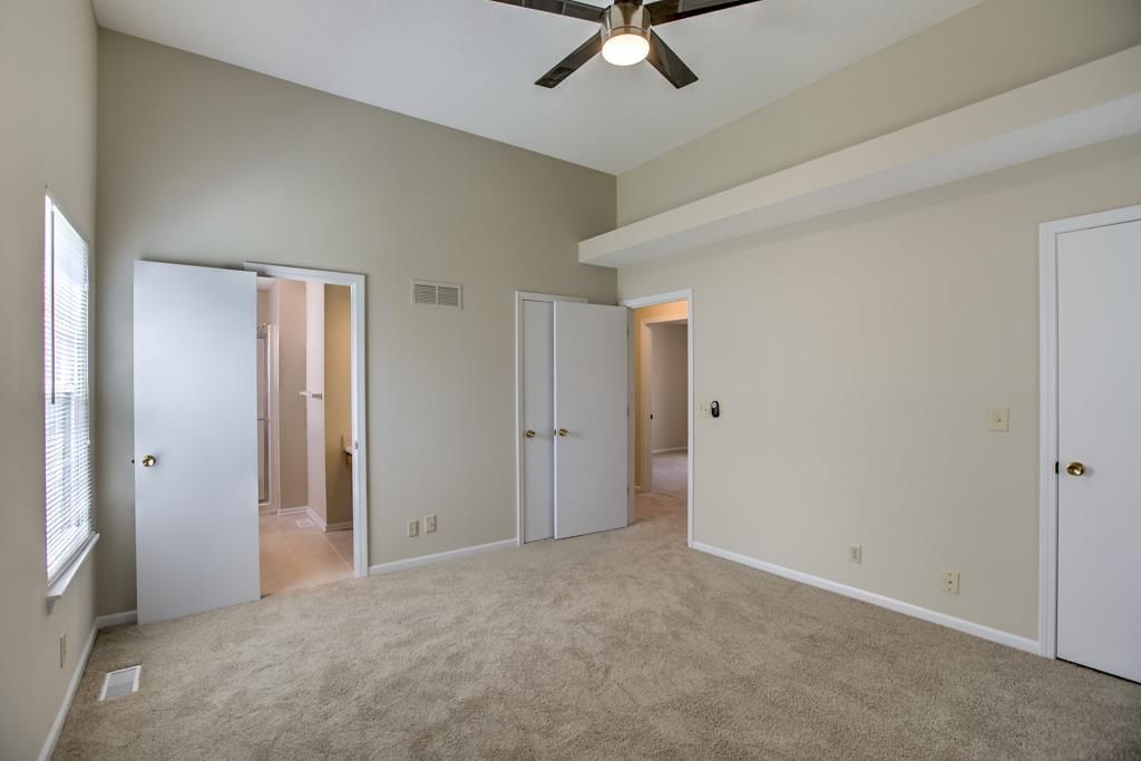 8007 W 149th Terrace — photo 12