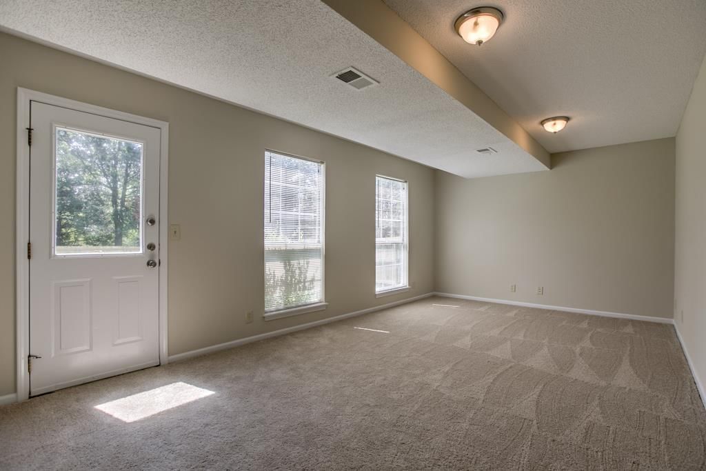 8007 W 149th Terrace — photo 15