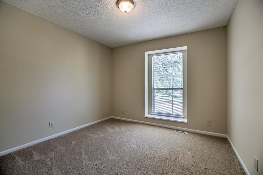8007 W 149th Terrace — photo 18