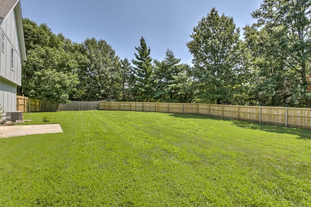 8007 W 149th Terrace — photo 25