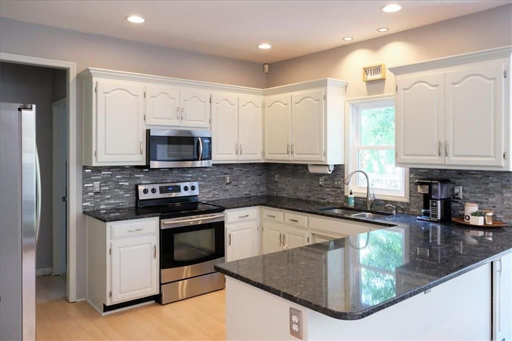 15719 Cedar Street — photo 11