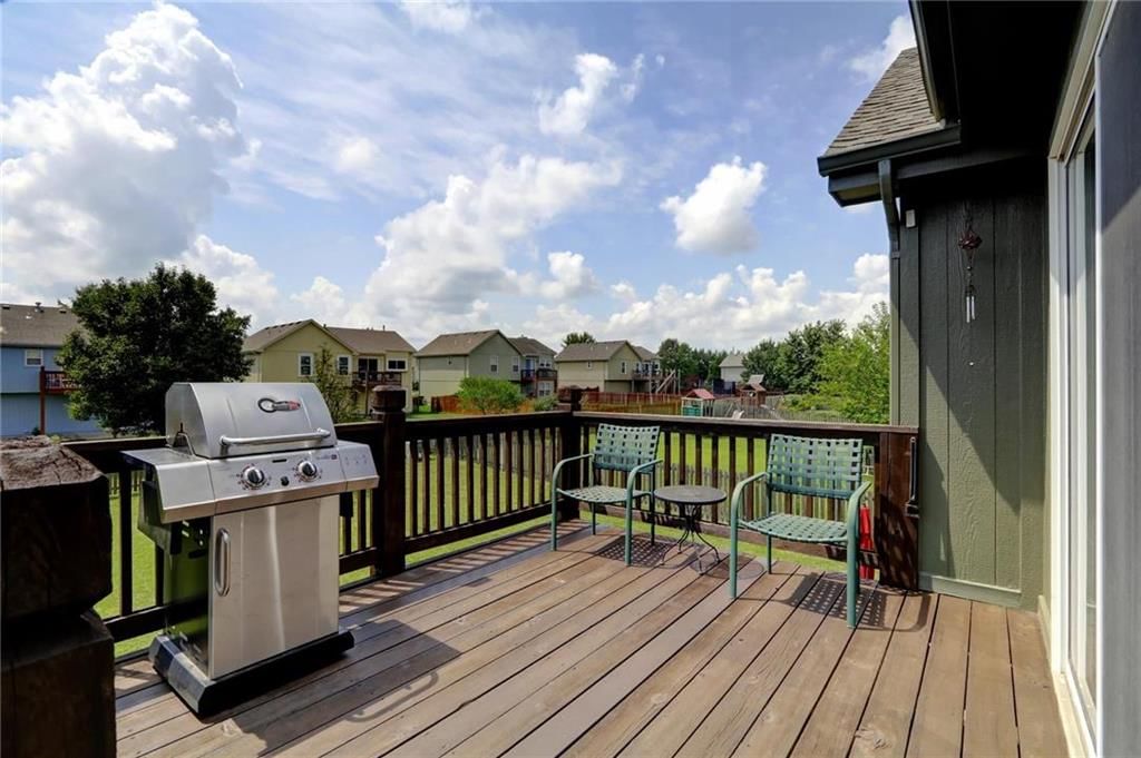 18855 W 163rd Terrace — photo 7