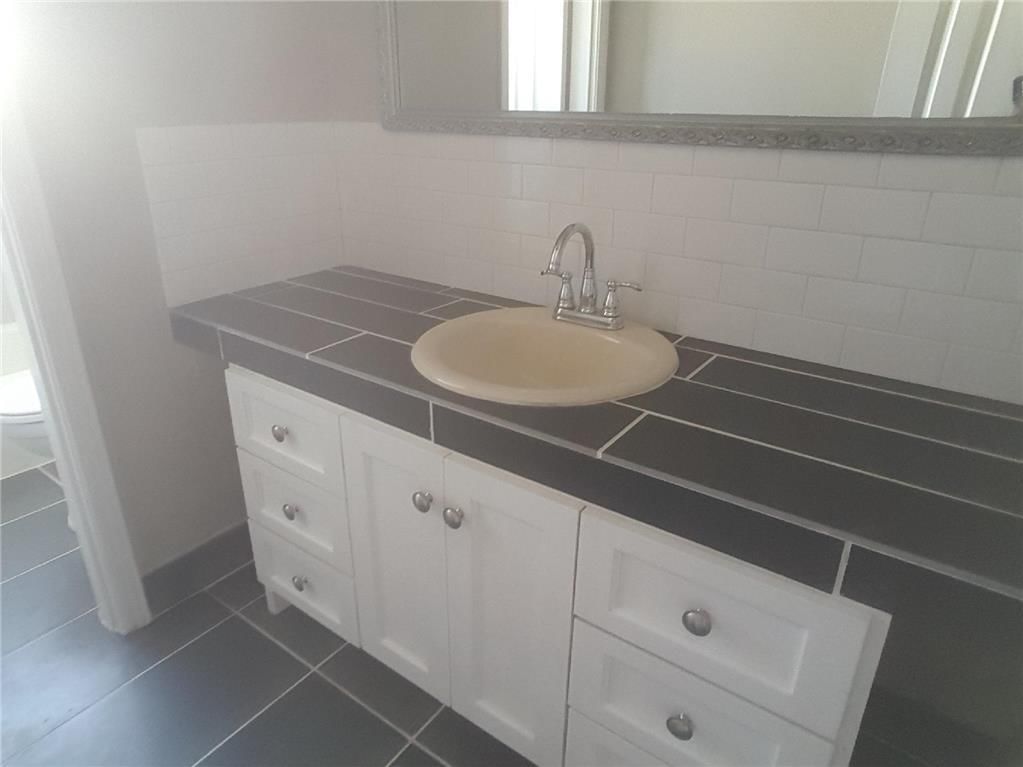 11910 E 60 Street — photo 10