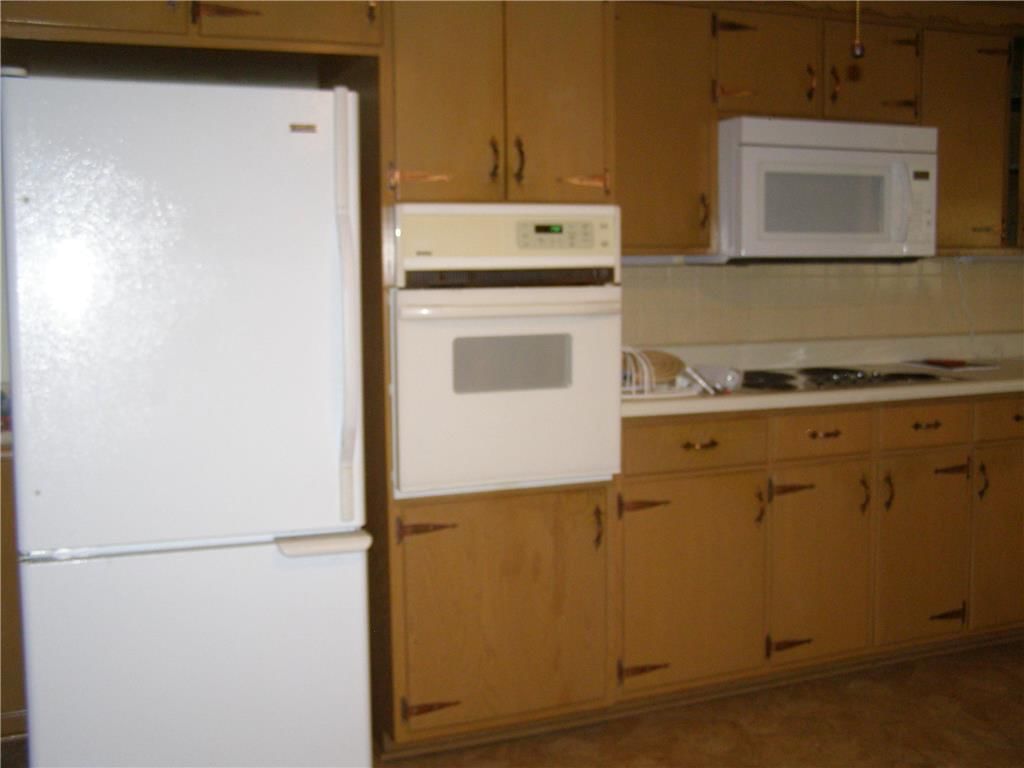 3728 S Sterling Avenue — photo 5