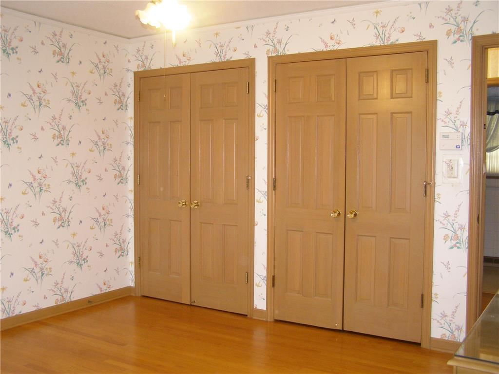 3728 S Sterling Avenue — photo 7