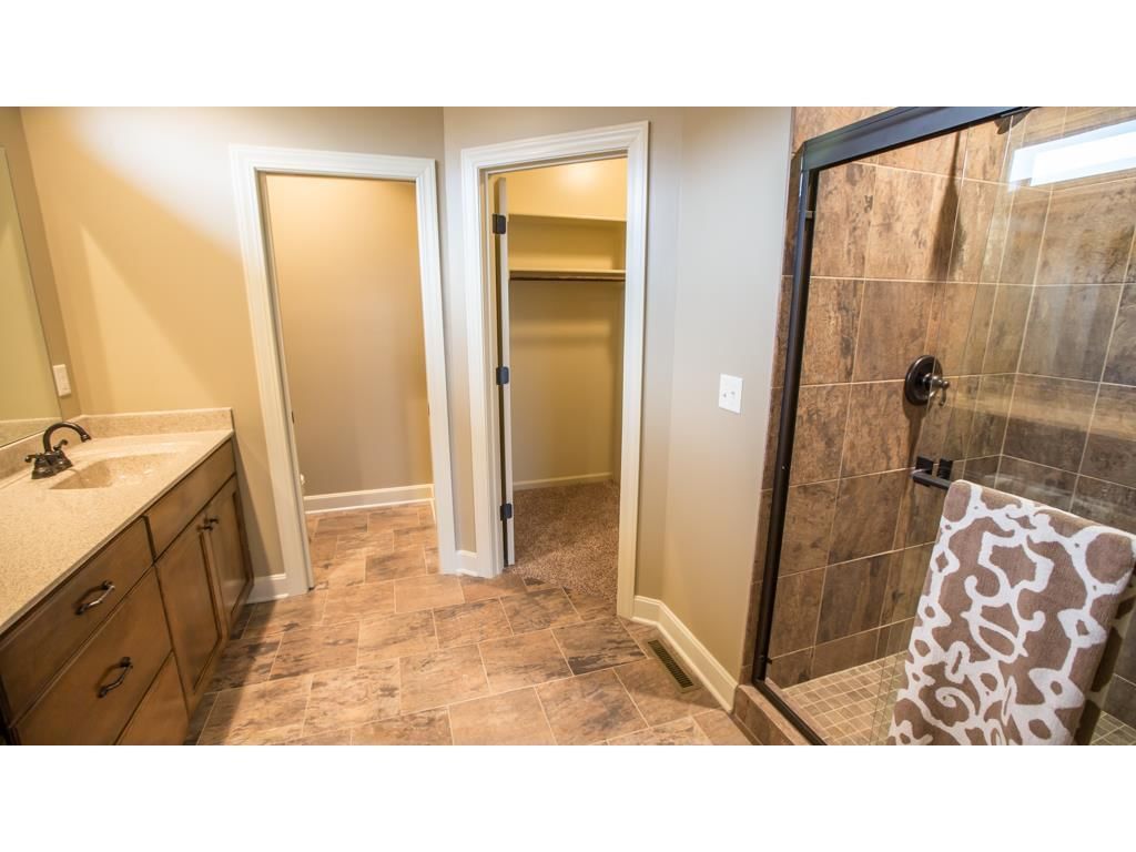 928 SE Auburn Court — photo 14