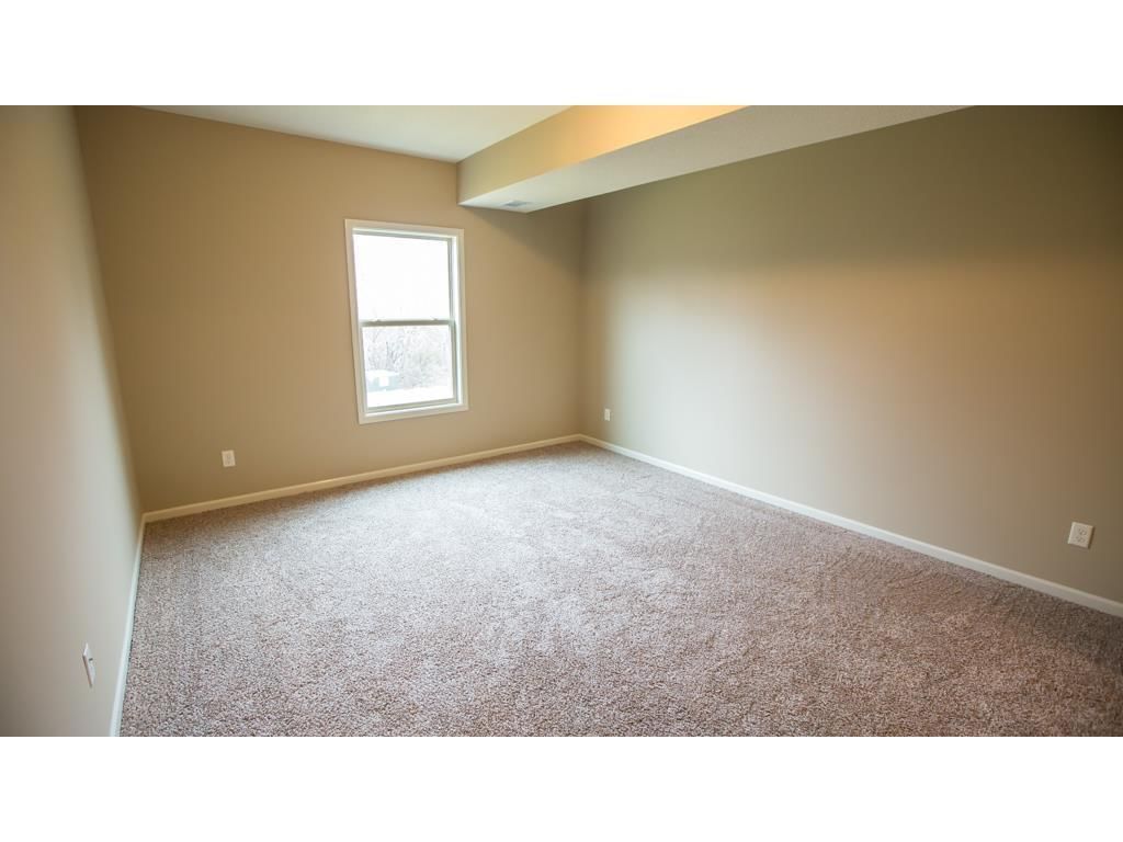 928 SE Auburn Court — photo 21