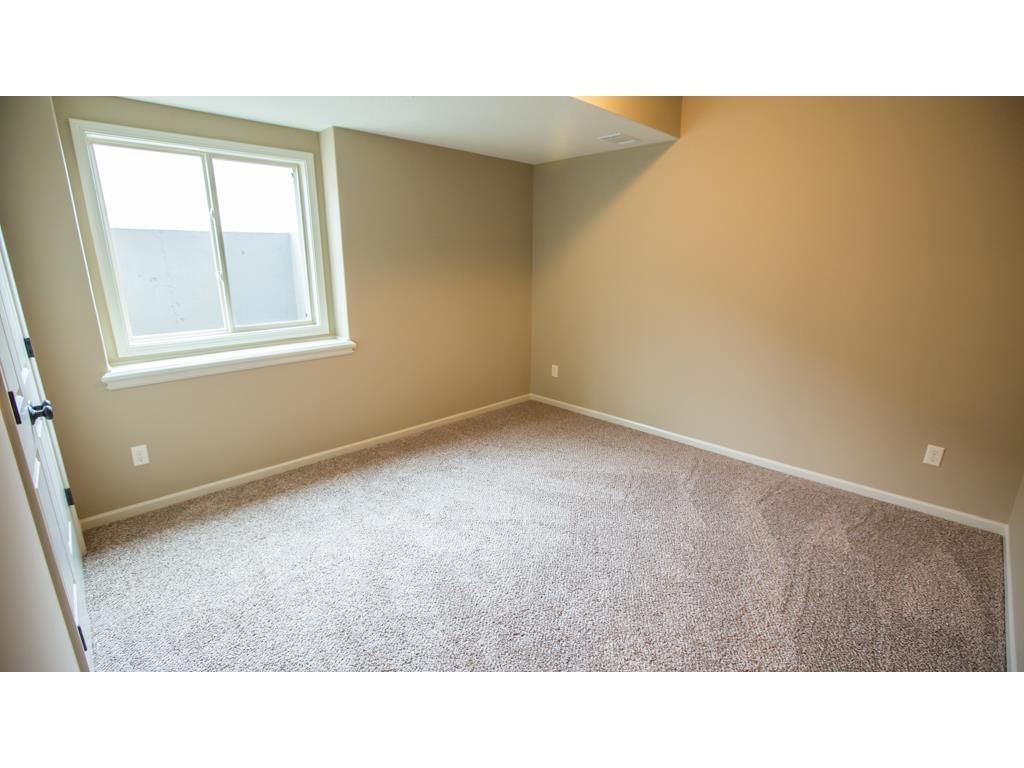 928 SE Auburn Court — photo 22