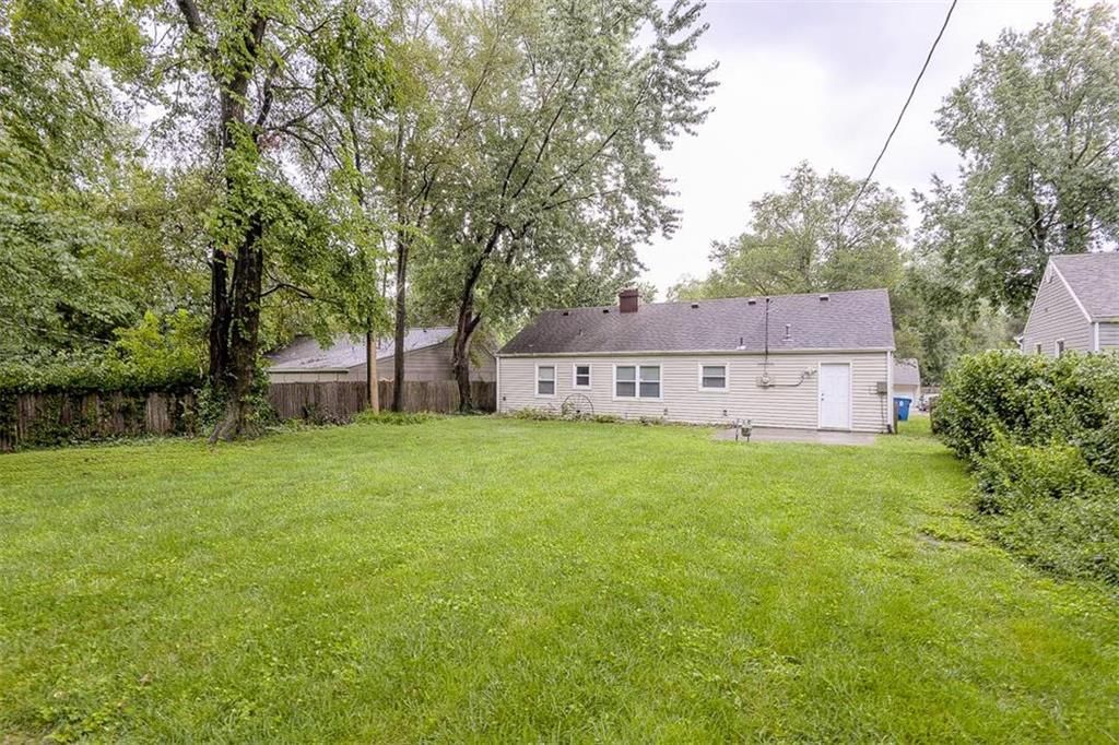 2600 W 76 Street — photo 13