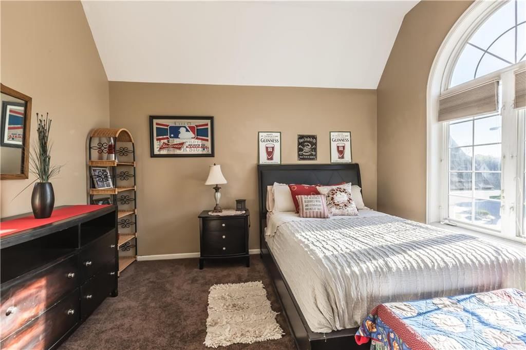 6415 N Spruce Avenue — photo 13