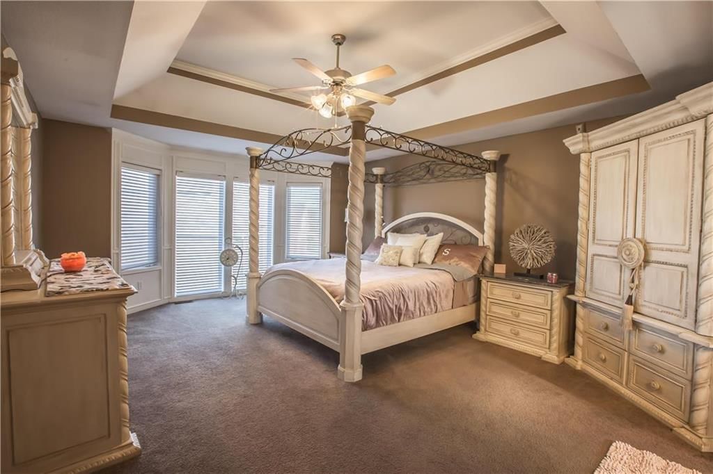 6415 N Spruce Avenue — photo 7