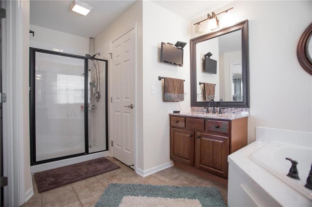 23500 W 93RD Street — photo 13