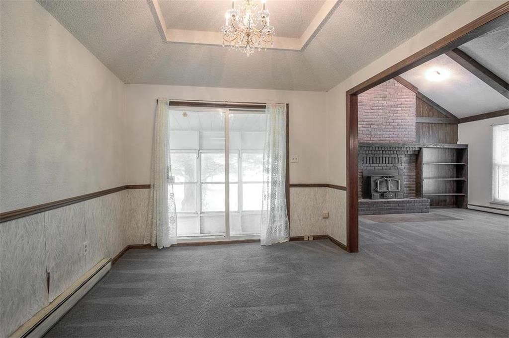 302 S Howard Street — photo 9