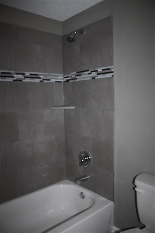 6424 Nogard Avenue — photo 10