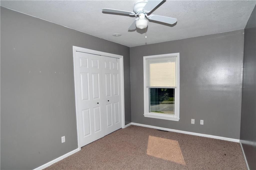 310 S Park Drive — photo 10