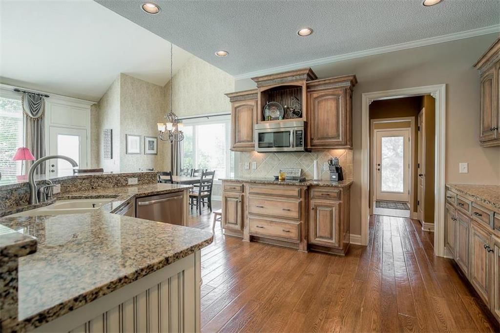 315 NW Rockwood Court — photo 13