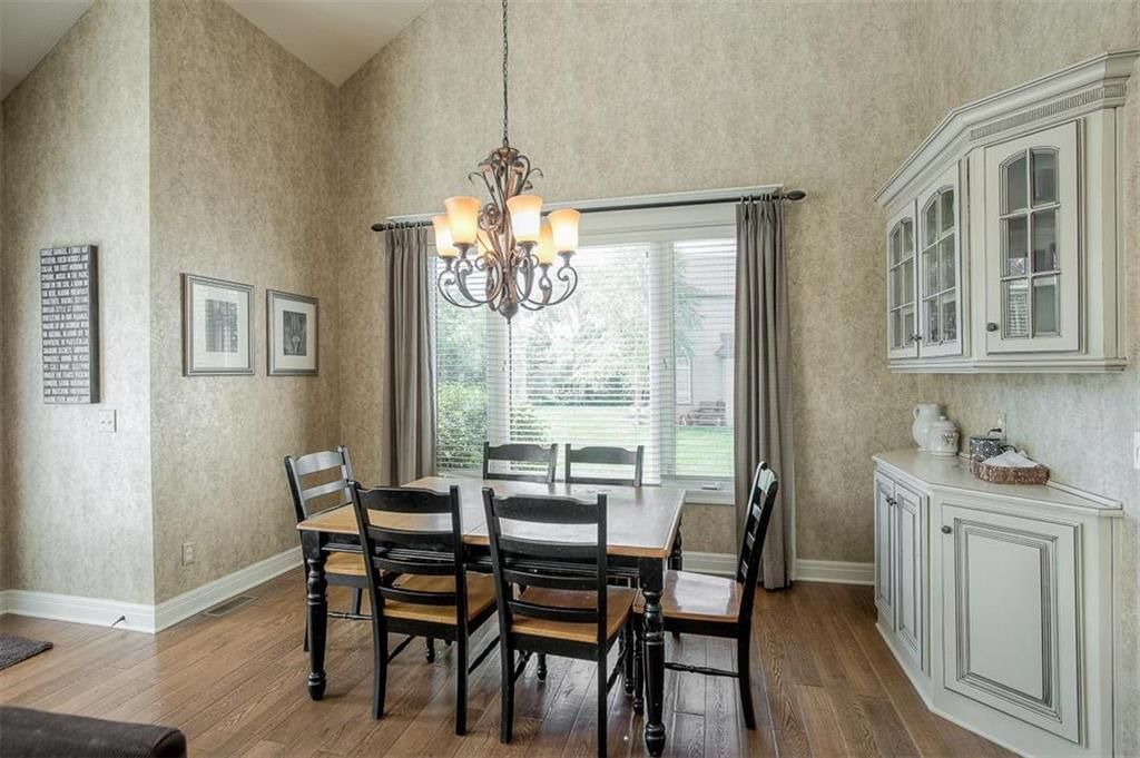 315 NW Rockwood Court — photo 15