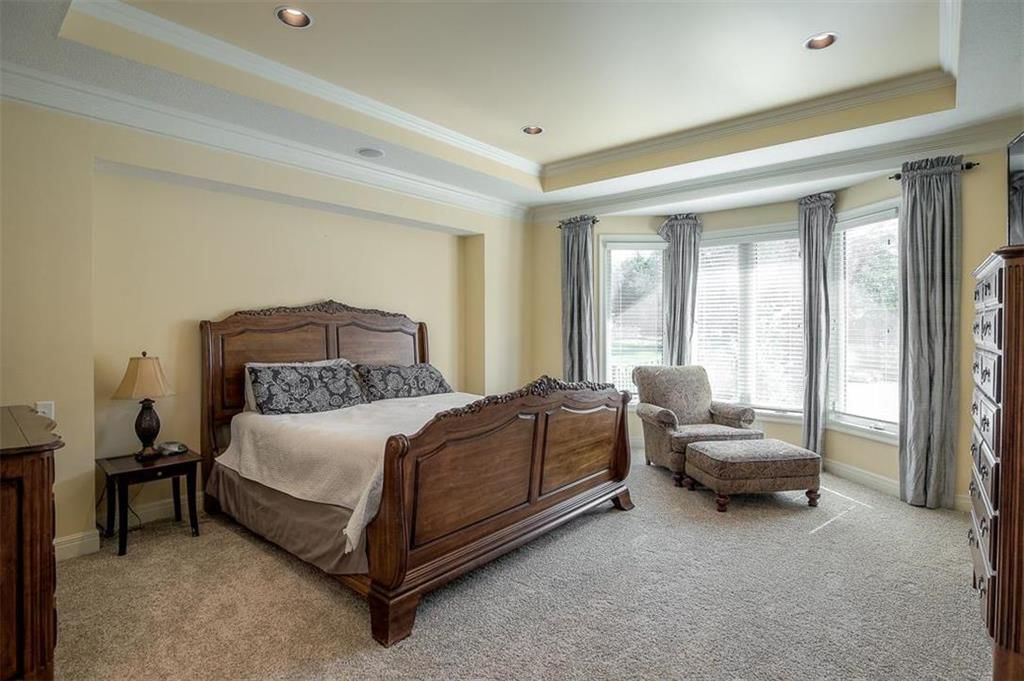 315 NW Rockwood Court — photo 16