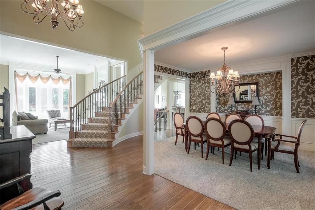 315 NW Rockwood Court — photo 4