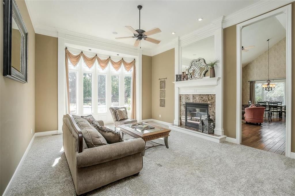 315 NW Rockwood Court — photo 7