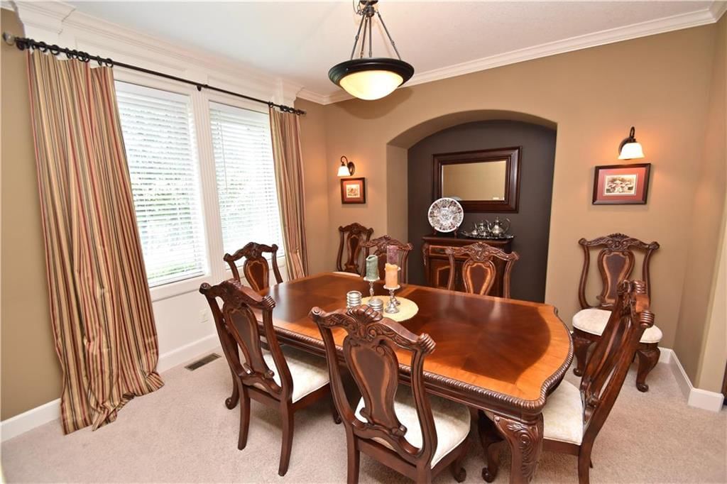 10001 Sunset Drive — photo 4