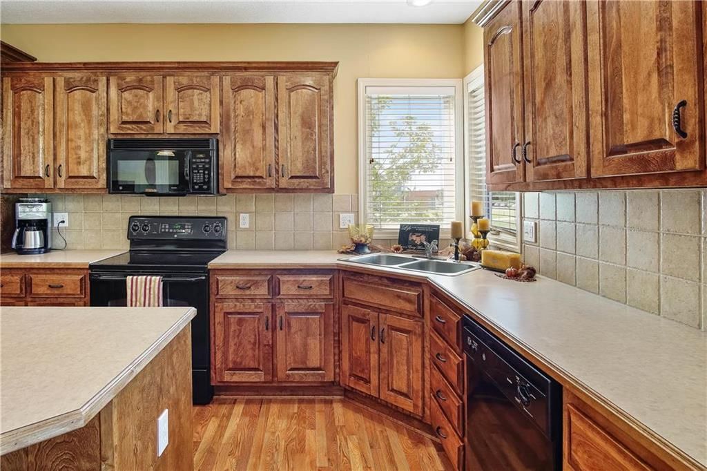 12142 S Redbud Lane — photo 10