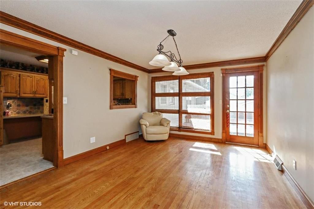 6620 NW Sweetbriar Court — photo 11