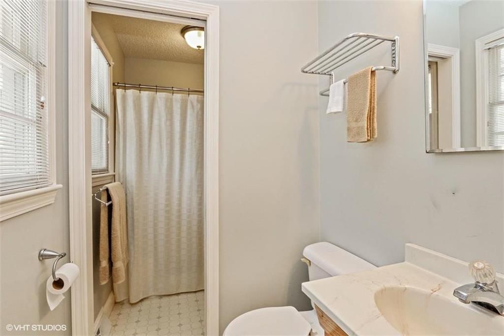 6620 NW Sweetbriar Court — photo 14