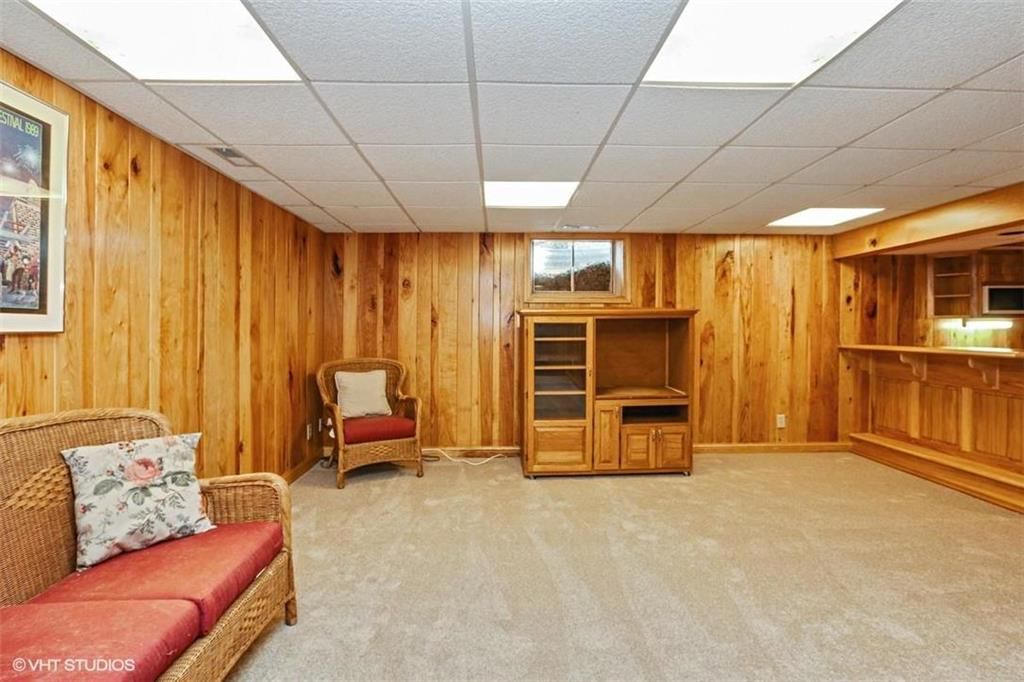6620 NW Sweetbriar Court — photo 18