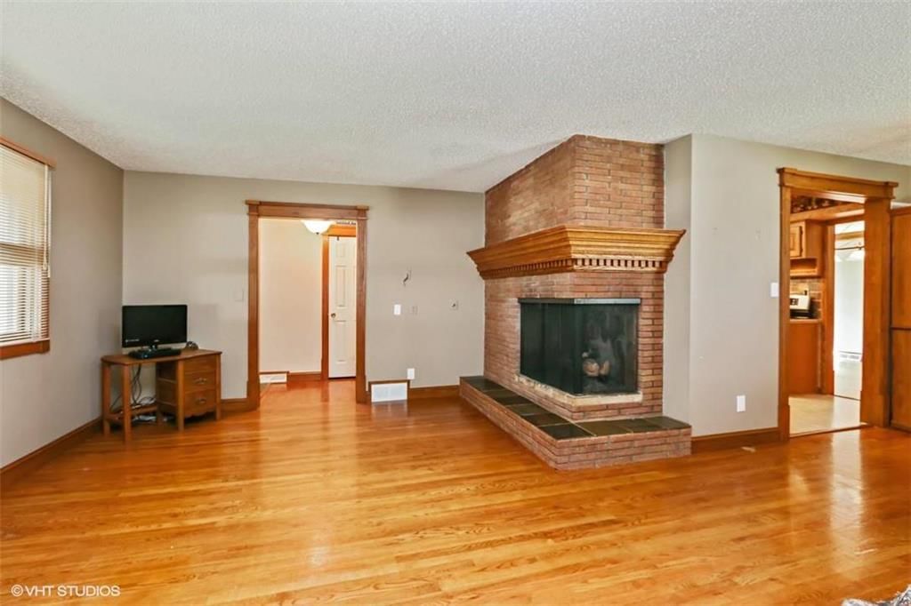 6620 NW Sweetbriar Court — photo 5