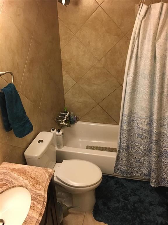 624 N Grover Street — photo 11