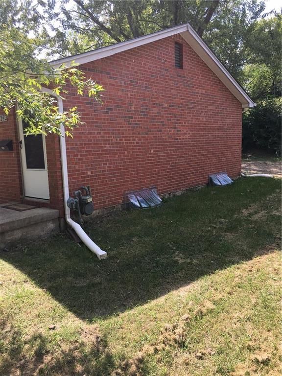 624 N Grover Street — photo 5