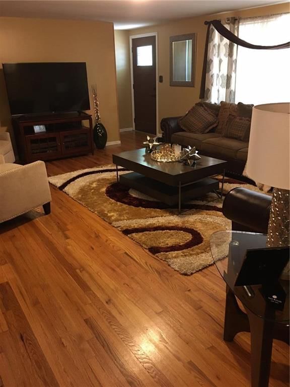 624 N Grover Street — photo 7