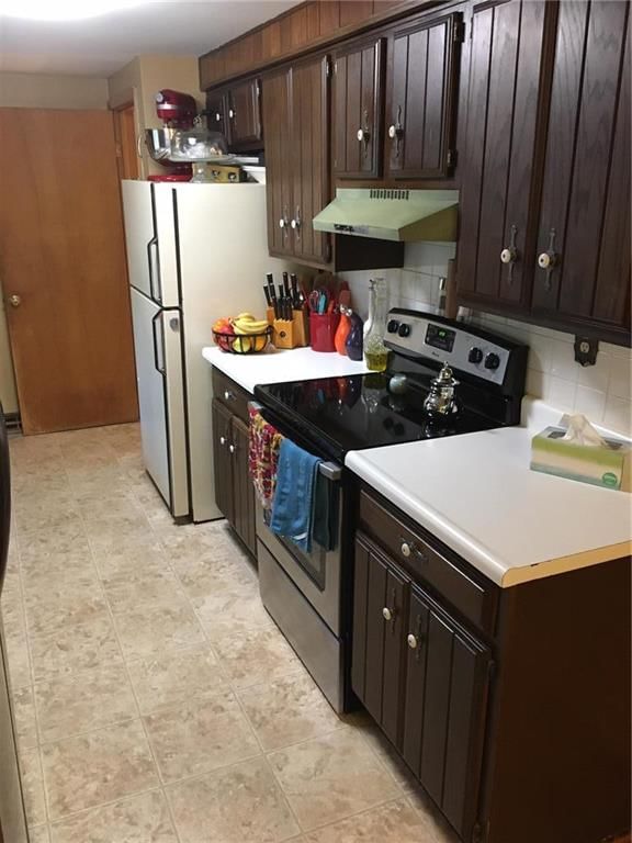 624 N Grover Street — photo 10