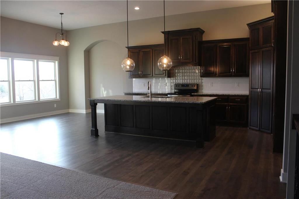 16433 Agnes St Street — photo 5