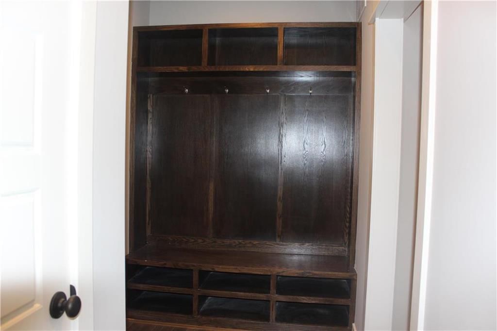 16433 Agnes St Street — photo 9