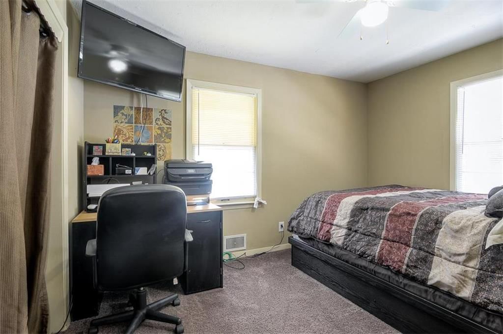 2218 S 50TH Street — photo 14