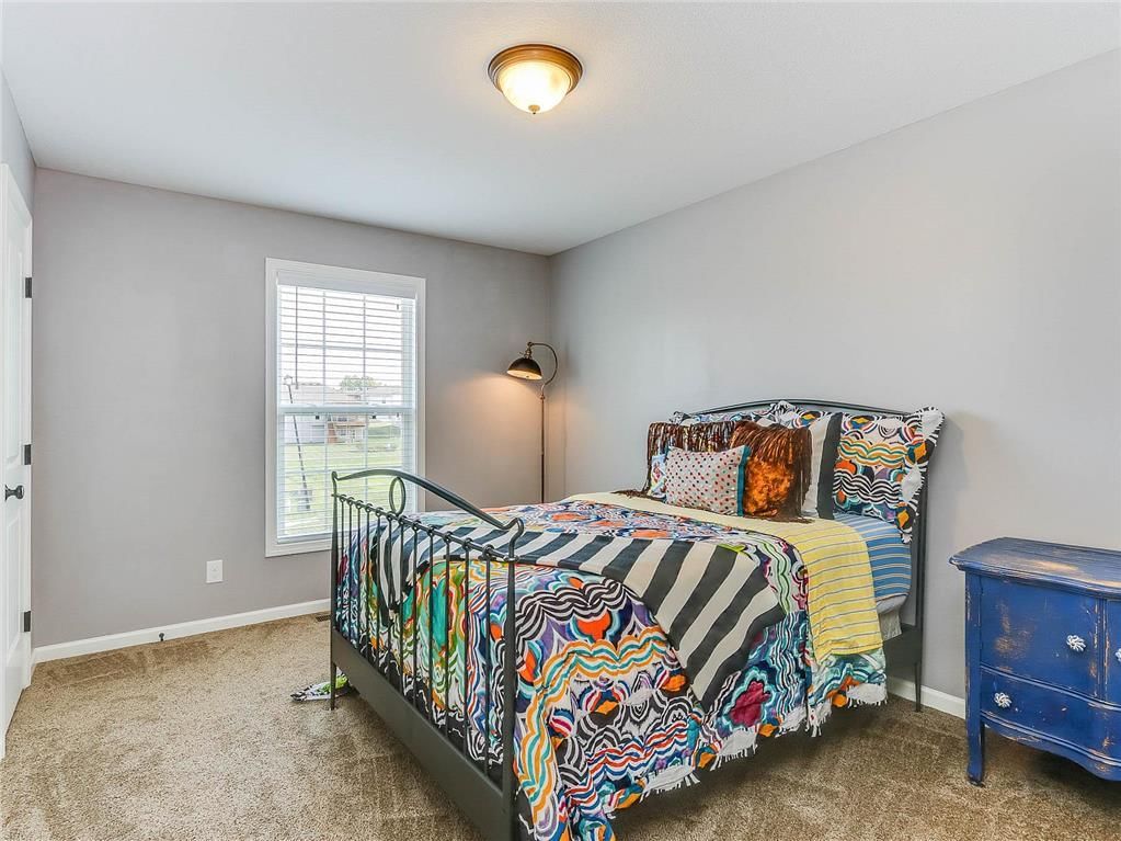 11132 NOGARD Avenue — photo 14