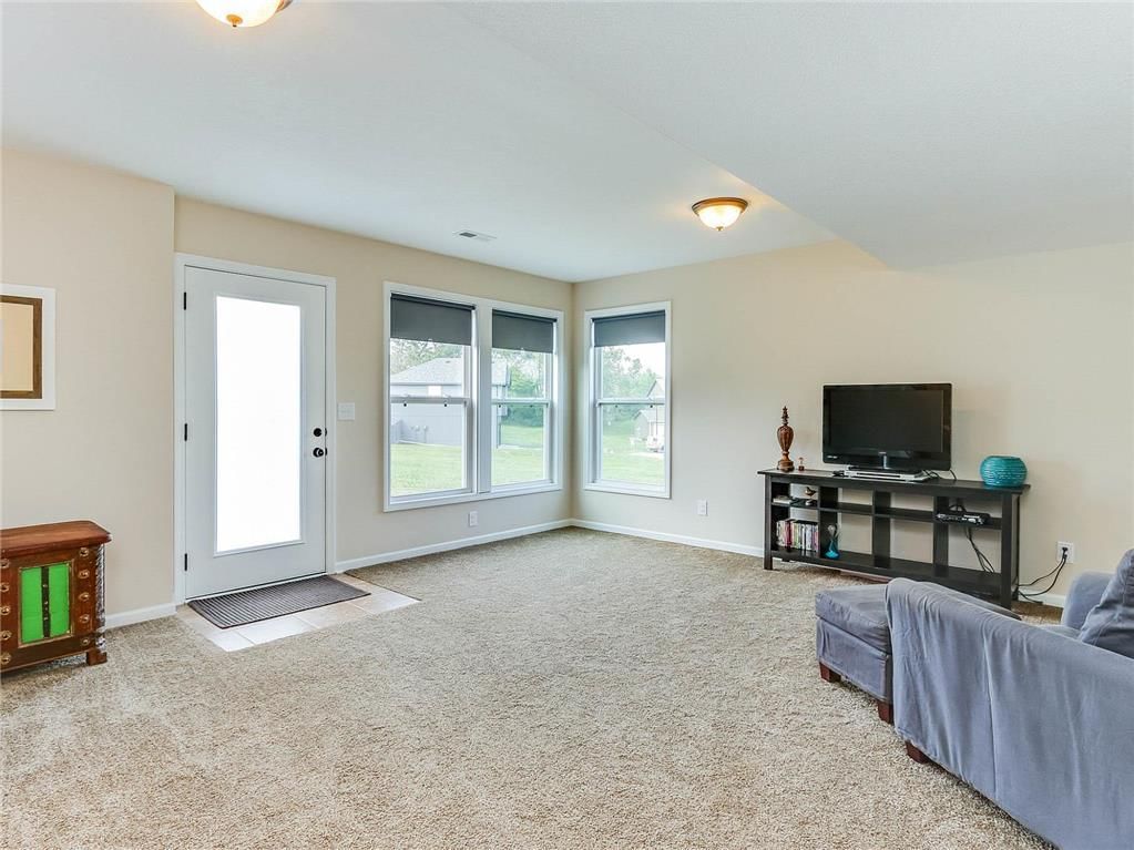 11132 NOGARD Avenue — photo 19